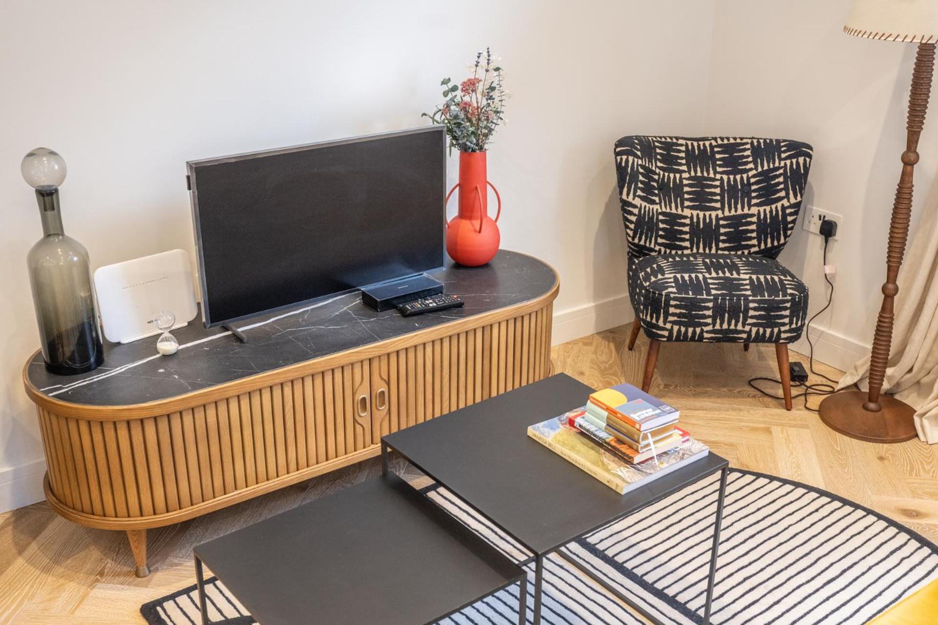 Modern, Stylish Newly Refurbished 2Nd Floor Apartment In Fitzrovia London Exterior photo